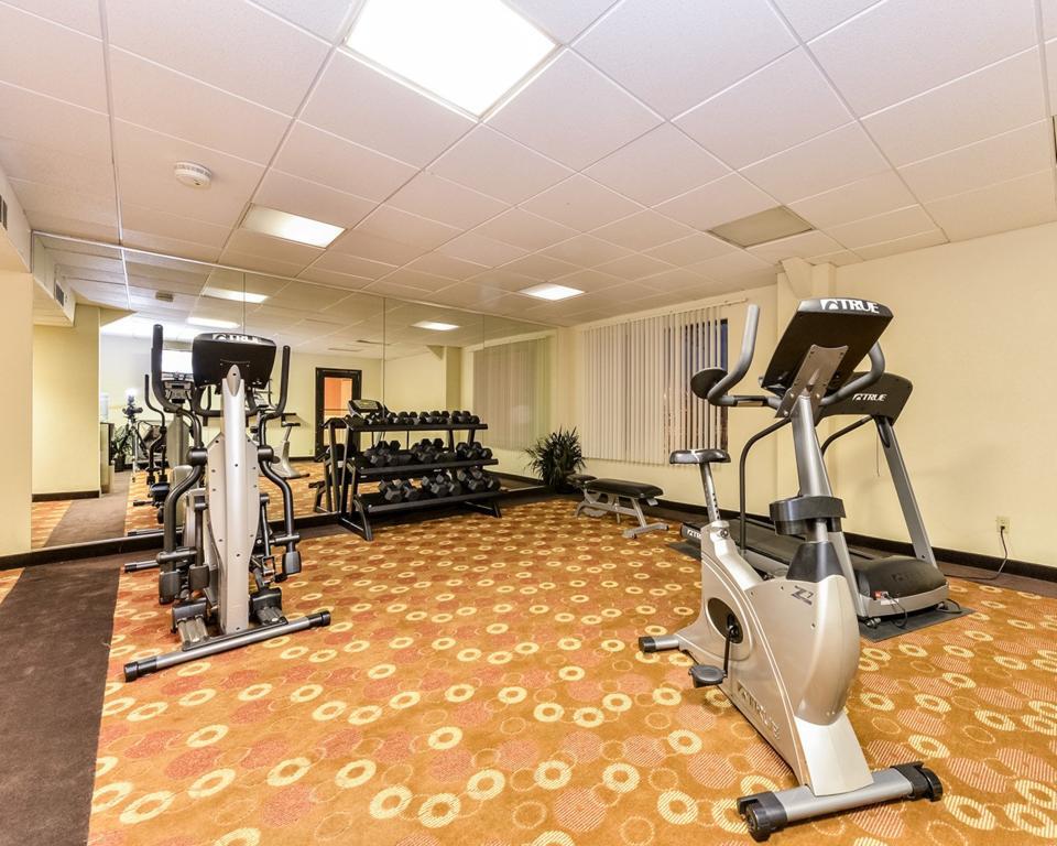 Quality Inn And Suites Conference Center Ричмонд Экстерьер фото