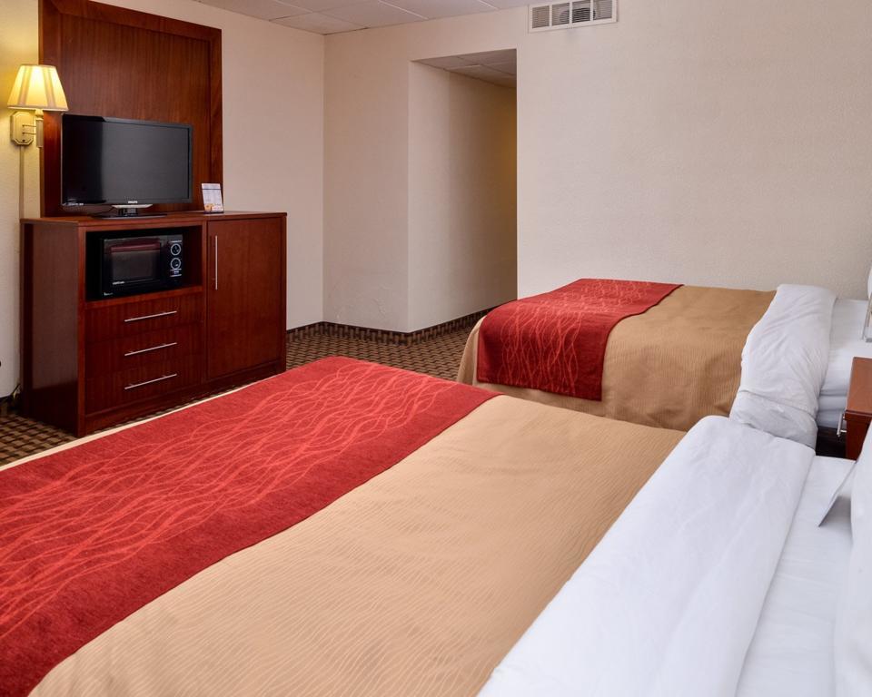 Quality Inn And Suites Conference Center Ричмонд Экстерьер фото