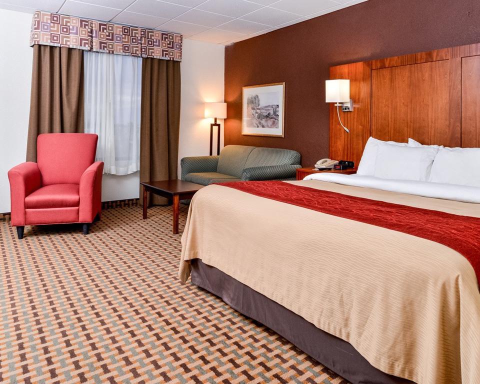 Quality Inn And Suites Conference Center Ричмонд Экстерьер фото