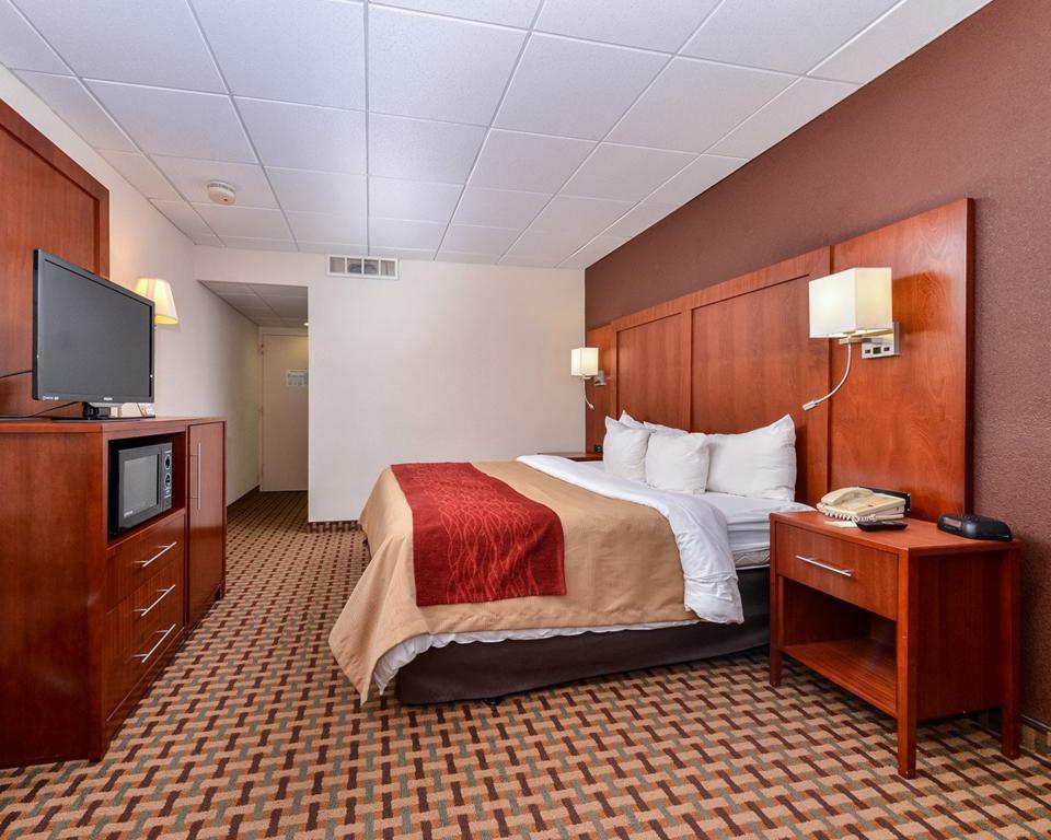Quality Inn And Suites Conference Center Ричмонд Экстерьер фото