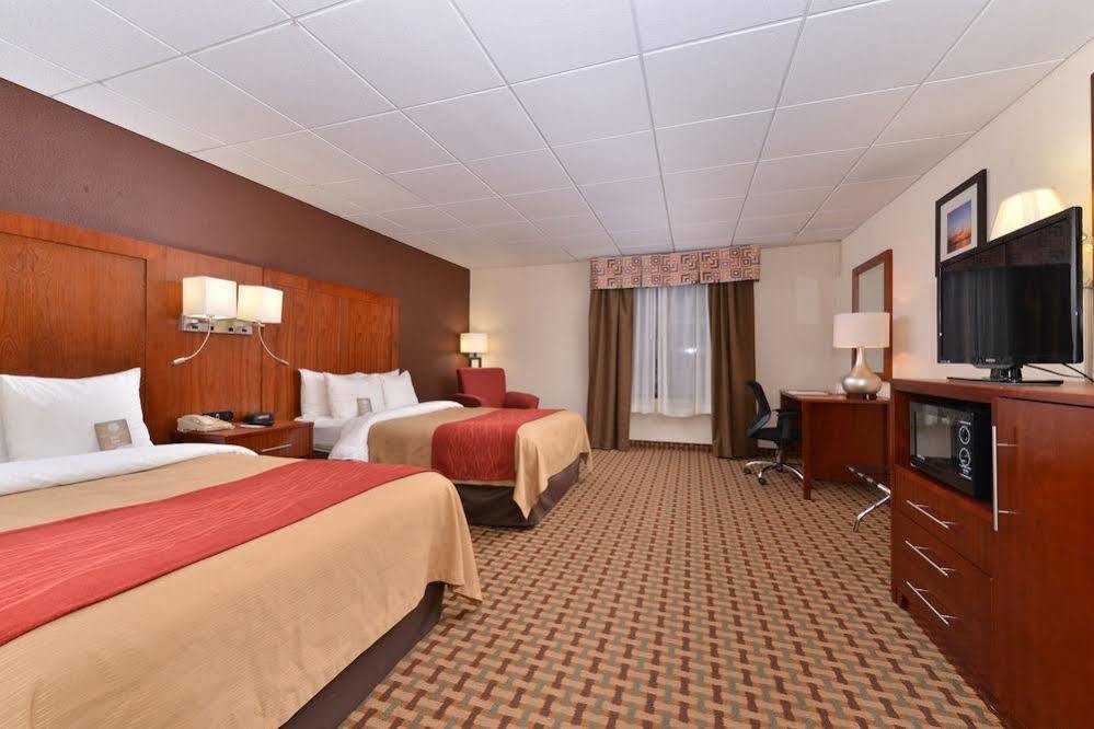 Quality Inn And Suites Conference Center Ричмонд Экстерьер фото